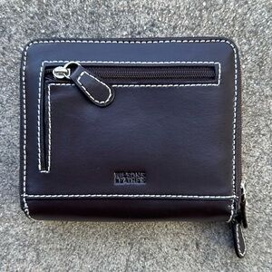 Wilson's leather wallet Preowned great condition